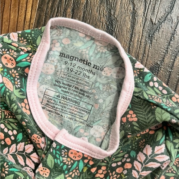 Lot of 2 Magnetic Me Play and Sleep Size 6-12 months - Picture 5 of 7